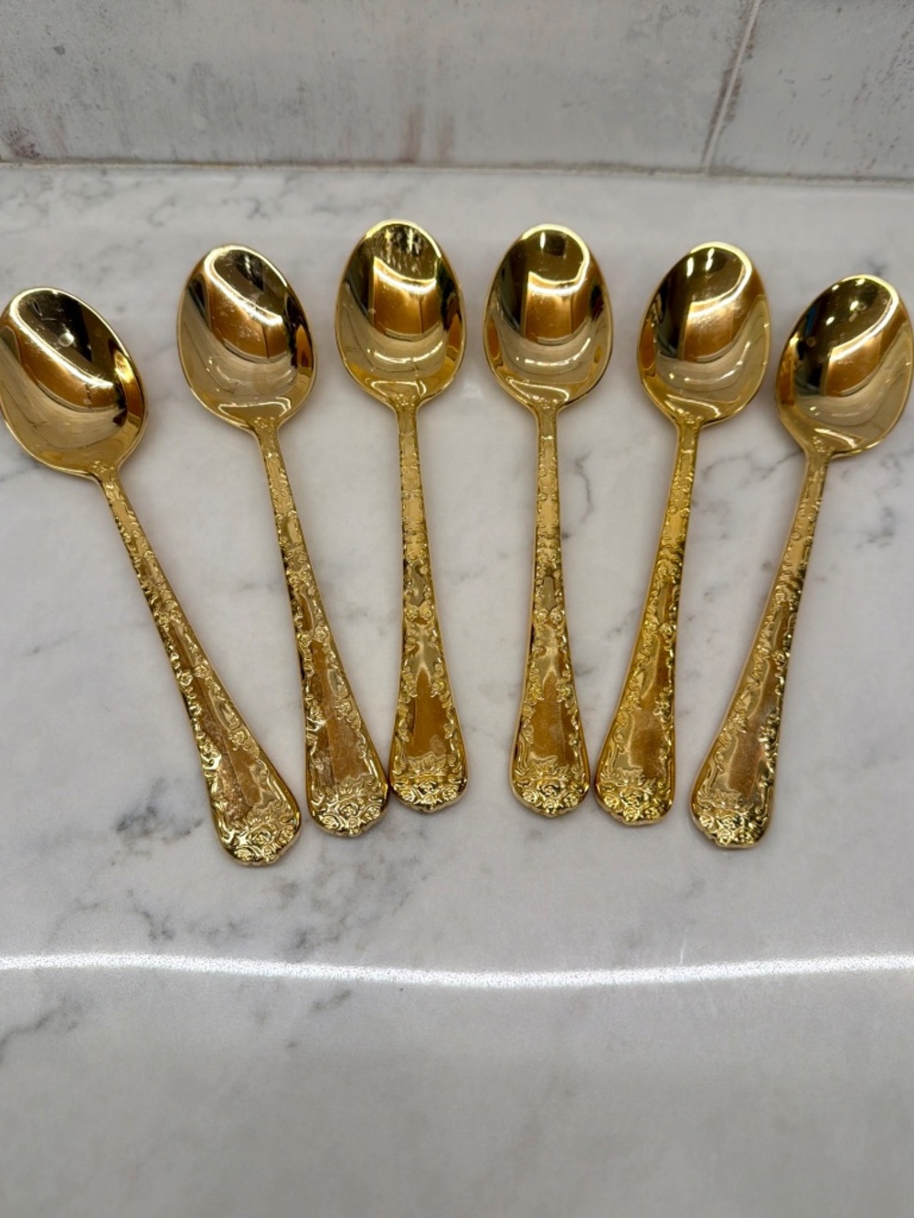 WM Rogers & Son Gold Plated Teaspoons Lot of 6 Enchanted Rose 6”
